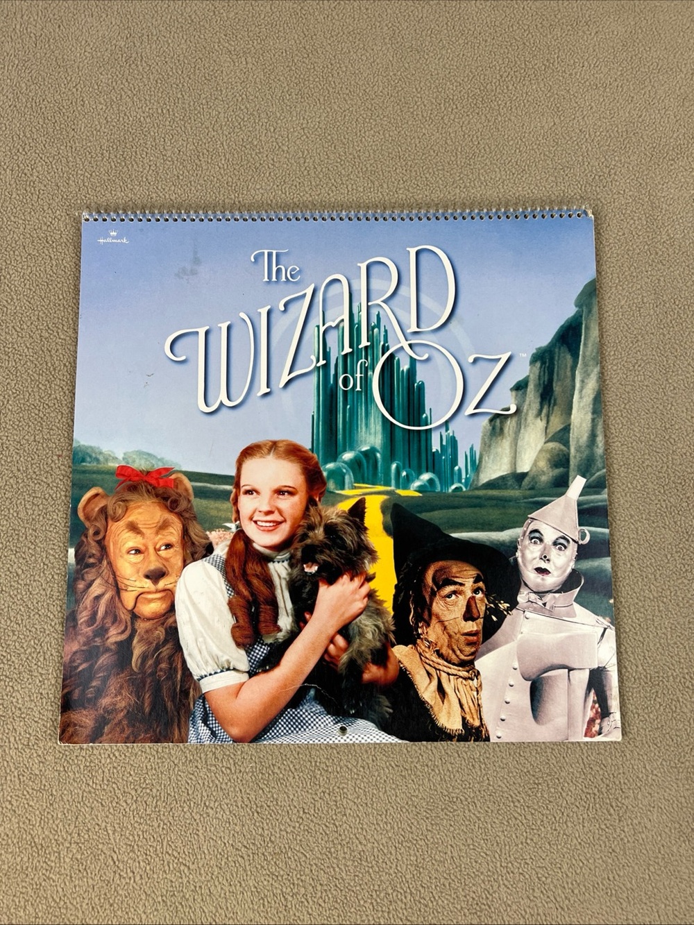 VTG 1995 Hallmark Wizard Of Oz Calendar. Dorothy, Tin Man, Cowardly Lion, Toto.